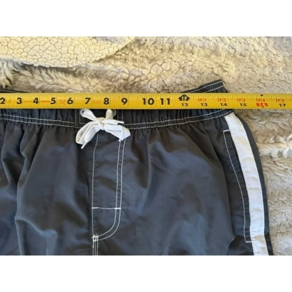 Kanu Surf Mens Gray Cargo Board Shorts Swim Trunks Size Medium Gray White Stripe
